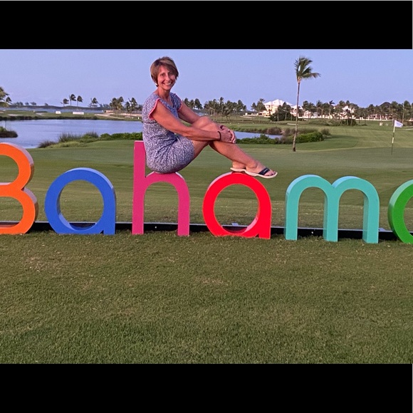 Meet your Posher, Maria - Picture 1 of 1